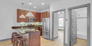 Conveniently located 2-bedroom townhome in Germantown! Gallery 13