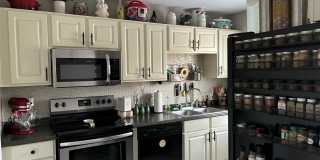 2 BED 2 BATH CONDO ON 3RD FLOOR Gallery 1