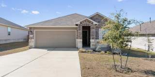 Charming 4BR House in San Marcos Gallery 1