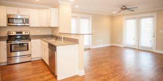 3 Bedroom Townhouse at the Woodlands - END UNIT * only $500 deposit - End Unit- 1 month free when you apply and sign a lease 7/16-7/31/26. Gallery 1