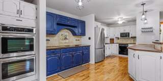 321 MARYLAND Avenue Gallery 1