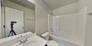 Spacious 3 Bedroom 2 Bath Home in Mustang Schools Gallery 14