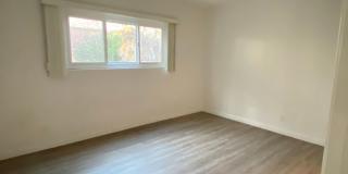 928 South Sherbourne Drive Gallery 6