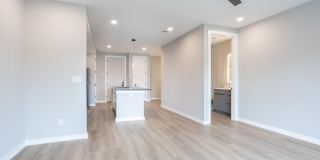 607 N 11th Street Gallery 2