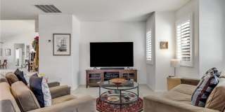 43760 Milan Court Gallery 16
