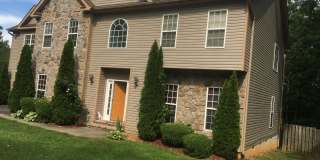 Spacious home with tons of upgrades! 4 Bedrooms/3.5 bathrooms Gallery 1