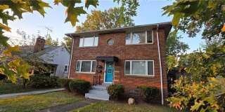 617 E Robinson Avenue Gallery 1