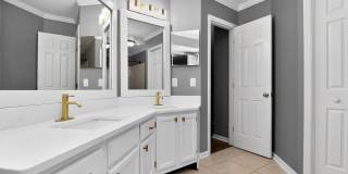 Amazingly and rarely available home that is literally on the greenway. Gallery 22