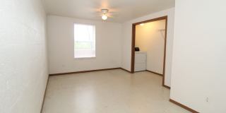 654 West Adams Street Gallery 7