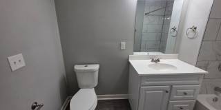 Spacious 4 Bed / 2.5 Bath Home with 2 Living Areas Gallery 18