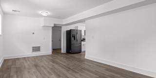 200 S Aster Avenue Gallery 10