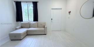 2367 SE 11th St 2367 Gallery 5