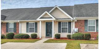 Updated 2 BR, 2 BA Townhome Gallery 1