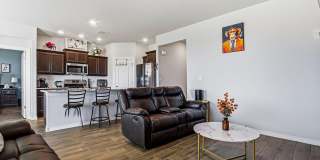 6166 HIDDEN PASSAGE Avenue Gallery 11