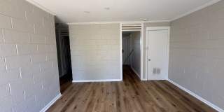 Freshly Updated 2BR/1BA Apartment-Affordable Gallery 8