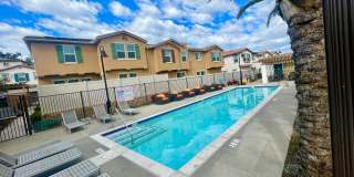 3 Bdrm, 2.5 Ba Townhouse w/2 Car Attached Garage Available For Rent Gallery 20