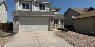 Spacious 4 Bedroom Home Spacious 4 Bedroom Home Gallery 1