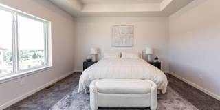 FULLY FURNISHED 3 Bed Luxury End Unit Townhome backs to Nature Gallery 5
