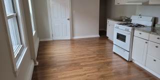 Great 1 Bedroom available 1/15/2026 Gallery 4