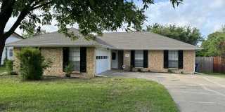 109 E Willow Ln Gallery 1
