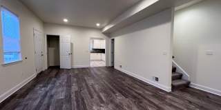 Updated 5BR 3bath house with off street parking! Gallery 12