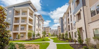 Brea Luxury Apartments Gallery 6