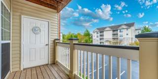 Excellent Elevator Condo for Lease Gallery 24