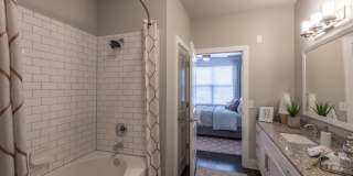 Centra at North Druid Hills Gallery 5