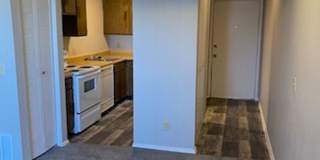 River Walk Apartments Gallery 84