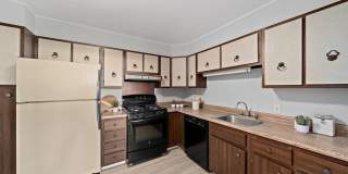 280 Boylston St # 76 Gallery 13