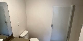 Beautiful 2 Bed 2 Bath Apartment - FIRST MONTH FREE!! Gallery 22