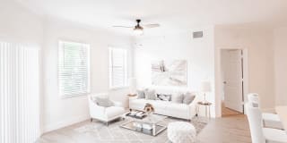 The Estates at Wellington Green Gallery 33