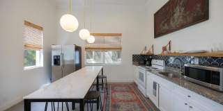 717 Forest Hill Boulevard Gallery 29