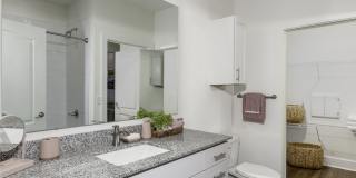 Hickory Cottages Apartments Gallery 13