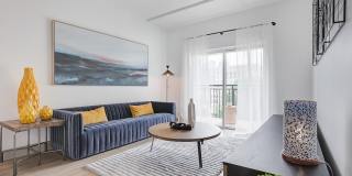 The Kensington Gallery 15