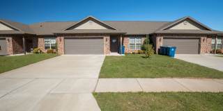 3-bedroom, 2-bathroom home located in the beautiful Pea Ridge, AR Gallery 1