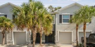 Move-In Ready Townhome – 3 Bed 2.5 Bath 1-Car Garage Gallery 1