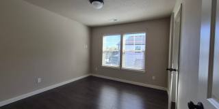 Come see this newly renovated home! Gallery 14