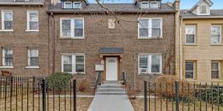 1111 QUEEN Street NE Gallery 1