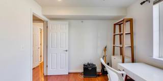 4139 S FOUR MILE RUN Drive Gallery 15