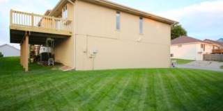 Spacious Five Bedroom Home! Gallery 18