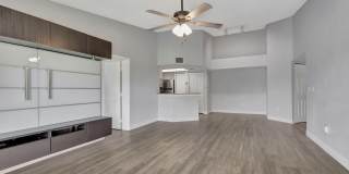600 N Crestwood Ct N Gallery 2
