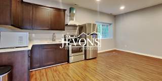 Discover this charming ADU near Golden Gardens Park and entertainment! Gallery 4