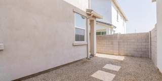 5538 S Dillon Gallery 35