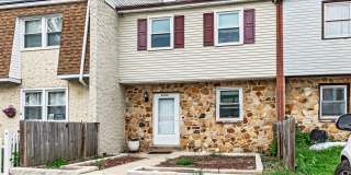 Christina Village - 3 bedroom, 2.5 bath townhome Gallery 1