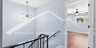 Spacious Townhouse with Washer/Dryer and Central AC Gallery 11