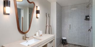 Columbia Square Living Gallery 25
