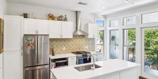 135 Cedar Street unit: 105 Gallery 13