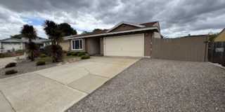 Charming 3 Bedroom 2 Bathroom Home Available for Rent!! Gallery 4