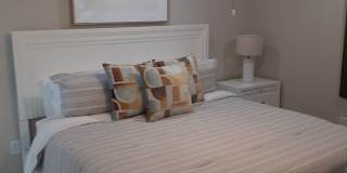 Stunning Short Term Rental! Gallery 21